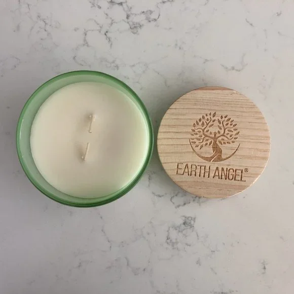 Earth Angel Spiritual Vanilla Scented Two Wick Natural Soy 12oz Candle Sz OS NWT - Picture 3 of 6